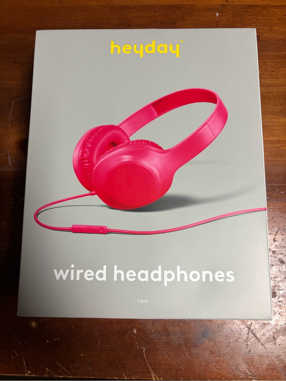 NEW Heyday Wired Headphones – 3.5mm – Microphone & Remote